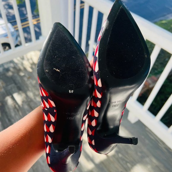 Nine West Blue Heels with Hearts - Picture 3 of 4